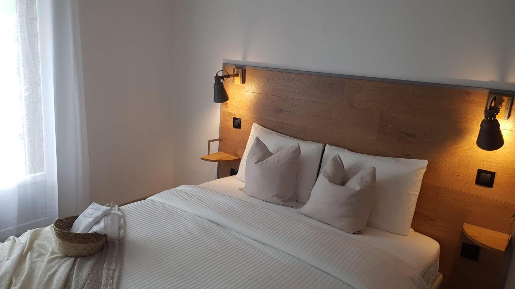 Independant Room In Vetheuil Exterior photo